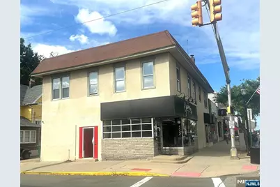 215-217 Boulevard 2B #2B, Hasbrouck Heights, NJ 07075 - Photo 1