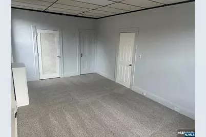 215-217 Boulevard 2B #2B, Hasbrouck Heights, NJ 07075 - Photo 6