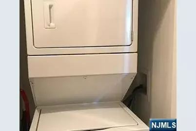 600 N Frank E Rodgers 2R #2R, Harrison, NJ 07029 - Photo 8