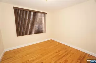 378 S Terhune Ave, Paramus, NJ 07652 - Photo 8