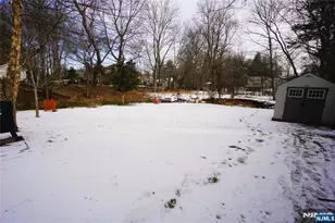 378 S Terhune Ave, Paramus, NJ 07652 - Photo 32