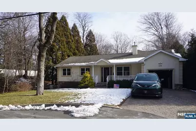 378 S Terhune Avenue, Paramus, NJ 07652 - Photo 1