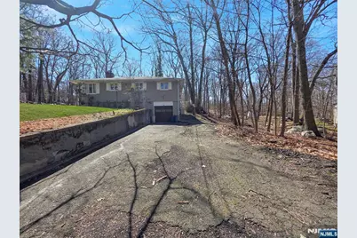 40 Pawnee Avenue, Oakland, NJ 07436 - Photo 16