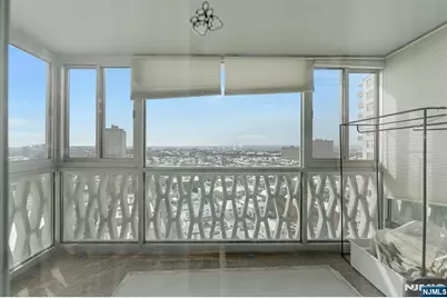 2000 Linwood Avenue 18X #18X, Fort Lee, NJ 07024 - Photo 6