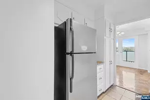 377 S Harrison Street 9G, East Orange, NJ 07018 - Photo 6