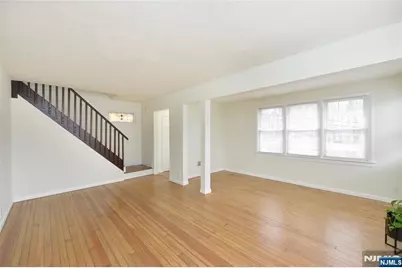 263 Sutton Avenue, Hackensack, NJ 07601 - Photo 12