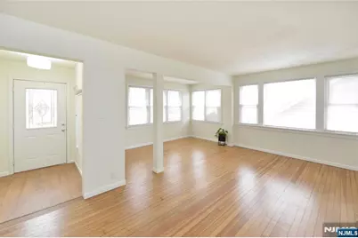 263 Sutton Avenue, Hackensack, NJ 07601 - Photo 6