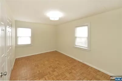 263 Sutton Avenue, Hackensack, NJ 07601 - Photo 14