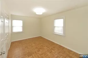 263 Sutton Ave, Hackensack, NJ 07601 - Photo 14