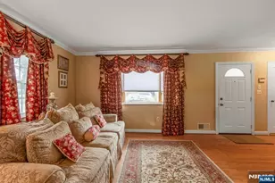 378 Windsor Rd, River Edge, NJ 07661 - Photo 6