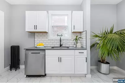 440 N Grove Street 2 #2, East Orange, NJ 07017 - Photo 8