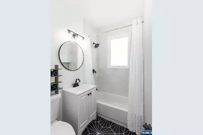 440 N Grove Street 2 #2, East Orange, NJ 07017 - Photo 18