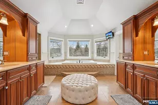 554 Hampton Hill Rd, Franklin Lakes, NJ 07417 - Photo 18