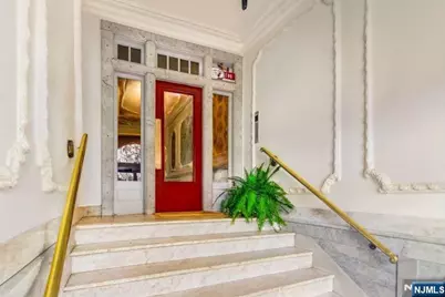 75 Fairview Avenue 35 #35, Jersey City, NJ 07304 - Photo 14