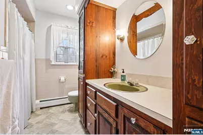 418 Pines Lake Drive, Wayne, NJ 07470 - Photo 22