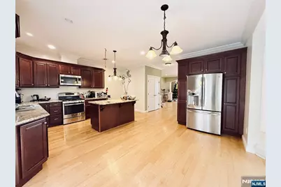 35 W Edsall Avenue A #A, Palisades Park, NJ 07650 - Photo 6