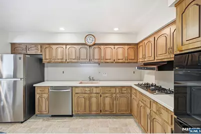 1065 Blanch Avenue, Norwood, NJ 07648 - Photo 10