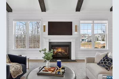 37 Spring Wolf Trail, Franklin Lakes, NJ 07417 - Photo 14