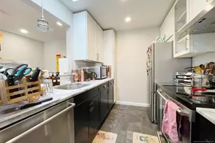 100 Crown Ct 473, Edgewater, NJ 07020 - Photo 6