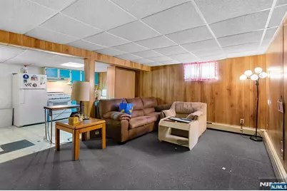 340 Kipp Avenue, Elmwood Park, NJ 07407 - Photo 26