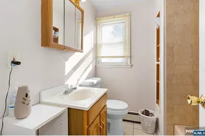 340 Kipp Avenue, Elmwood Park, NJ 07407 - Photo 22