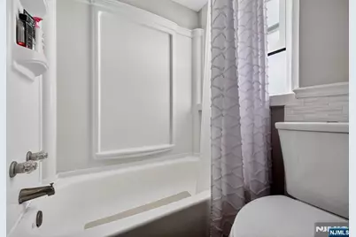 19 Victor Street, Lodi, NJ 07644 - Photo 30
