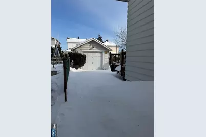 479 Columbia Avenue, Ridgefield, NJ 07657 - Photo 2