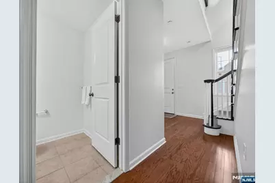 25 Roosevelt Drive, Wood Ridge, NJ 07075 - Photo 22