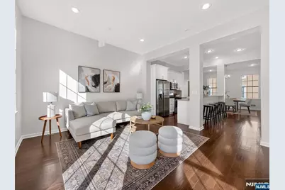 25 Roosevelt Drive, Wood Ridge, NJ 07075 - Photo 2