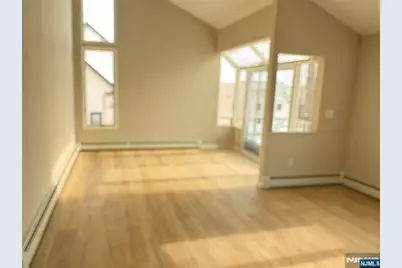 70 Pink Street 2 #2, Hackensack, NJ 07601 - Photo 4