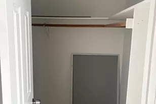 70 Pink St, Hackensack, NJ 07601 - Photo 10