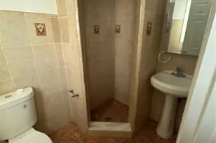 70 Pink St, Hackensack, NJ 07601 - Photo 12