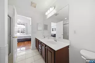 1108 Shadowlawn Dr 701, Green Brook Township, NJ 08812 - Photo 18