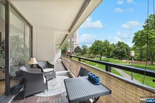 2 Horizon Rd, Fort Lee, NJ 07024 - Photo 4