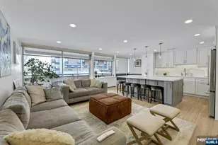 2 Horizon Rd, Fort Lee, NJ 07024 - Photo 2