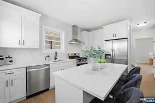 88 10th St, Newark, NJ 07107 - Photo 12