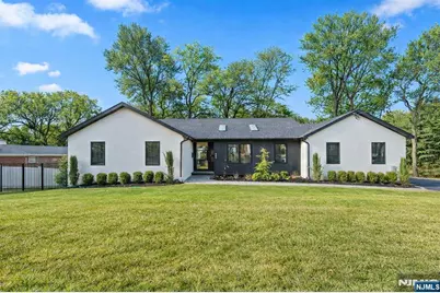 580 Nordhoff Drive, Leonia, NJ 07605 - Photo 2