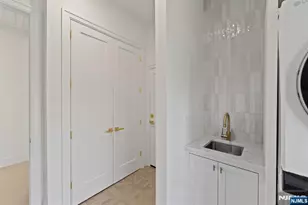 580 Nordhoff Dr, Leonia, NJ 07605 - Photo 24