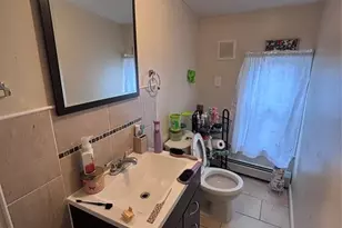 365 10th Ave, Paterson, NJ 07514 - Photo 32