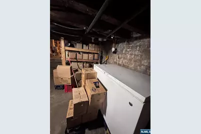 365 10th Avenue, Paterson, NJ 07514 - Photo 18