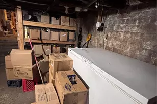 365 10th Ave, Paterson, NJ 07514 - Photo 18