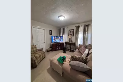 365 10th Avenue, Paterson, NJ 07514 - Photo 22