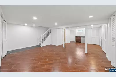 508 Saint Pauls Avenue, Cliffside Park, NJ 07010 - Photo 16