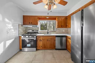 508 St Pauls Ave, Cliffside Park, NJ 07010 - Photo 6