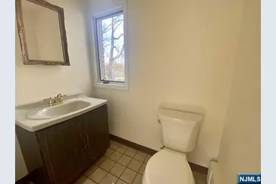 66-70 Liberty Place, Palisades Park, NJ 07650 - Photo 10