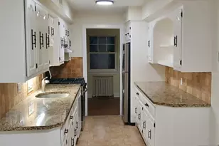 66-70 Liberty Pl, Palisades Park, NJ 07650 - Photo 8