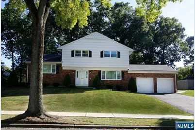 45 Merritt Drive, Oradell, NJ 07649 - Photo 1