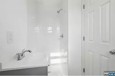 66 Washington Avenue 64 #64, Bergenfield, NJ 07621 - Photo 14