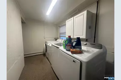 135 Jay Avenue, Lyndhurst Township, NJ 07071 - Photo 10