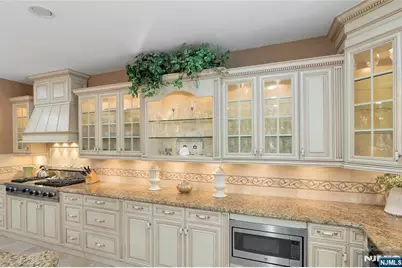 457 Devonshire Drive, Franklin Lakes, NJ 07417 - Photo 24